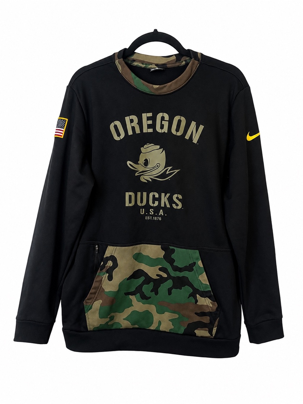NIKE OREGON DUCKS MILITARY SALUTE FOOTBALL CAMO SWEATSHIRT CREWNECK LARGE
